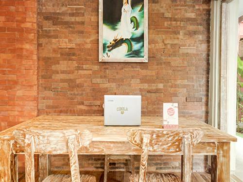 Hotel Oyo 90880 Jimbaran 5 Guesthouse