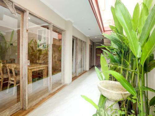 Hotel Oyo 90880 Jimbaran 5 Guesthouse