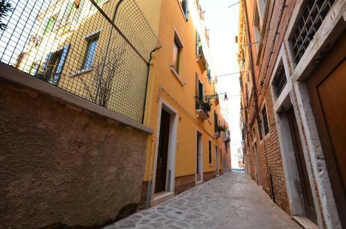 Apartamento Biennale Easy Aircond, 2pax Wifi,courtyard