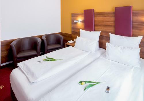 Tiptop Hotel Burgschmiet Garni