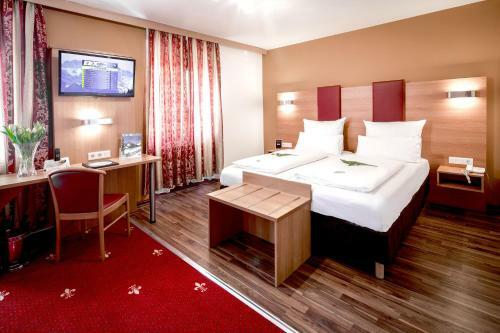 Tiptop Hotel Burgschmiet Garni