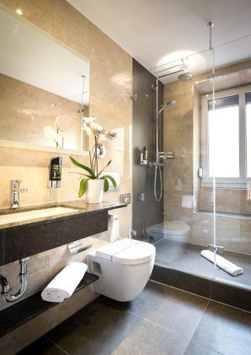 Tiptop Hotel Burgschmiet Garni