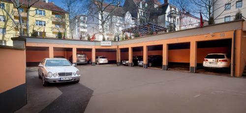 Tiptop Hotel Burgschmiet Garni