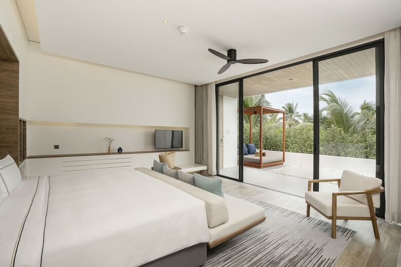Hotel Meli� Phuket Mai Khao - Sha Plus