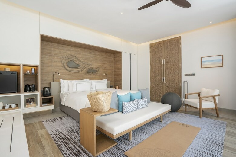 Hotel Meli� Phuket Mai Khao - Sha Plus