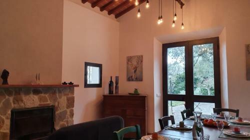 Casa Vista Della Roccia