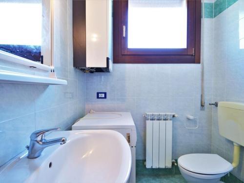 Enticing Apartment In Rosolina Mare With A Terrace