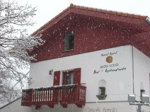 Hostal Rural Arrobi Borda