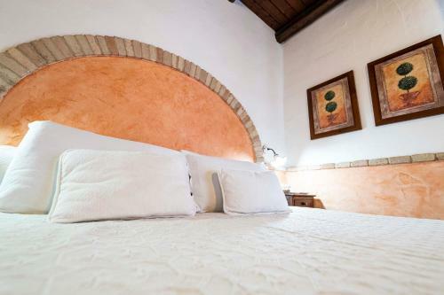 Sa Domu Sarda Suites - Bed & Breakfast
