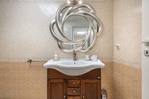 Villa Acquamarina Semi Detached Villa With Private Pool And Wifi