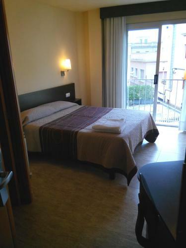 Albergue Hostal Sant Sadurn�