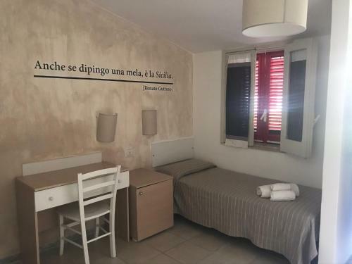Hostal Stanze Al Mare Di Lucia