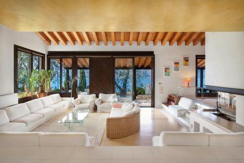 Villa Dismero-un Oasi Di Lusso E Privacy