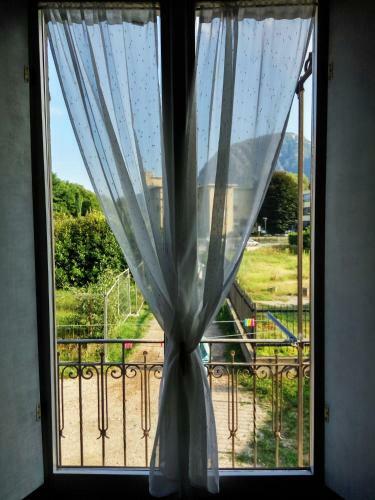 Apartamento Tra La Stazione E Il Lago