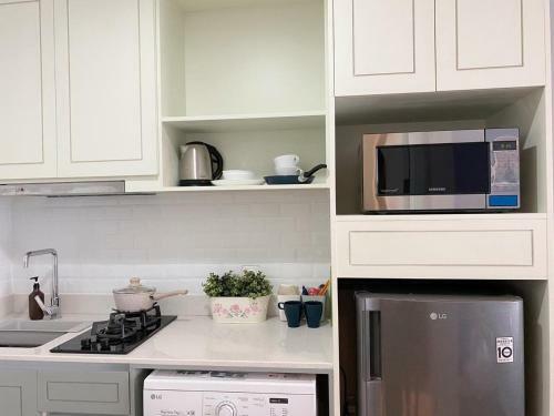 Cozy Stay @ Gold Coast Pik Sea View Apartment
