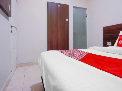 Hotel Oyo 90115 Near Pasar Baru