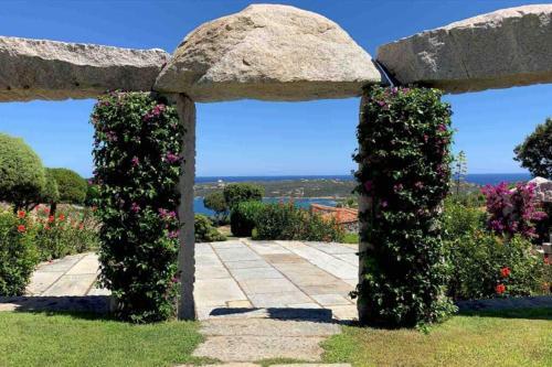 Living Smeralda, 360� Panoramic View