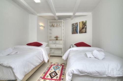 Hostal Rashbi 54