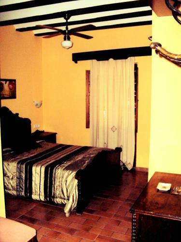 Hostal Alojamiento Tur�stico La Tinaja