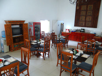 Hotel Las Palomas Express