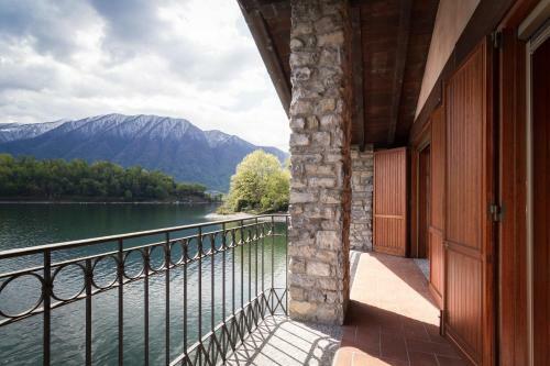 Villa Anna Enchanting View On Isola Comacina