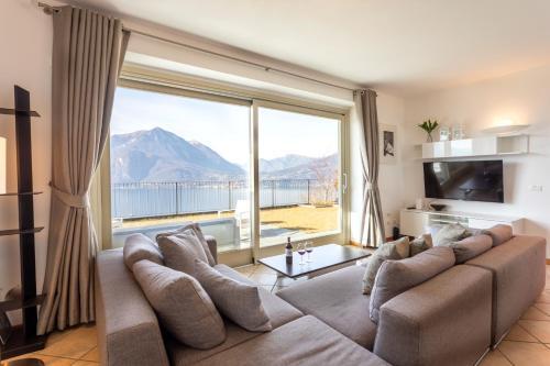 Il Patio Varenna Pool Apartment Sleeps 6