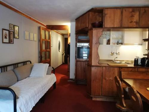 Doncio`s Ski Hike & Bike Apartment