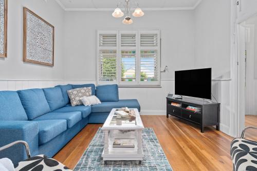 Historic Holiday Home / Cessnock