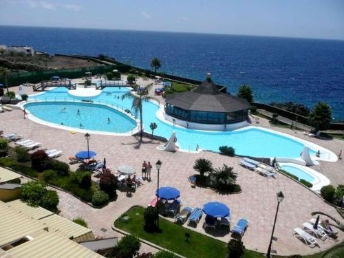 Apartamentos Rocas Del Mar