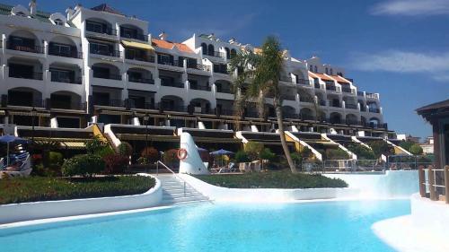 Apartamentos Rocas Del Mar