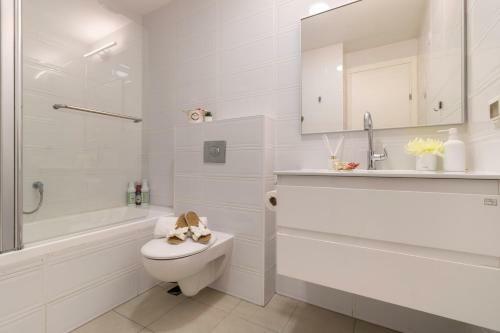 Luxury Three-bedroom/terrace Over Old City View
