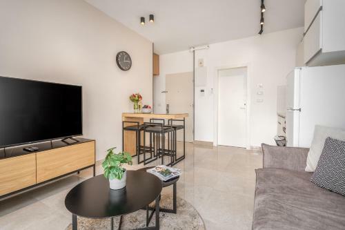 Apartamento Mahane Yehuda - Cosy 1bdr With A Big Balcony