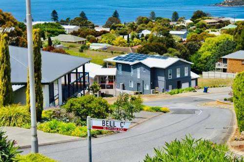Encounter Bay Villa Marie + Pet-friendly