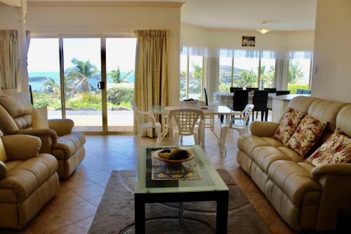 Encounter Bay Villa Marie + Pet-friendly
