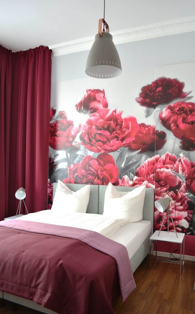 Hostal Garni Hotel Reverey