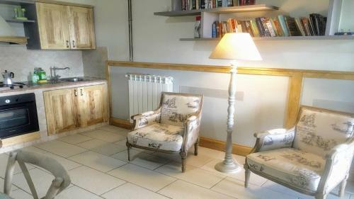 Spoleto By The Pool : Whole Villa - Sleeps 24