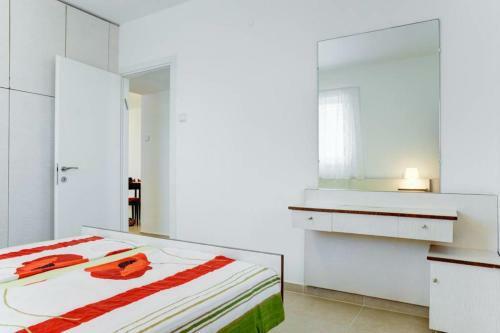 Apartamento Joli 2br In Bavli By Holyguest