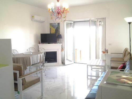 Villa Giardino 3 Camere 4 Bagni 2 Passi Dal Mare