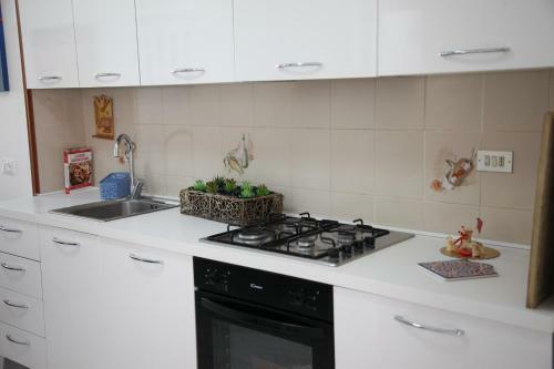 Villa Giardino 3 Camere 4 Bagni 2 Passi Dal Mare