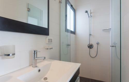 Apartamento Luxury Penthouse 2 Bed Near Rothchild