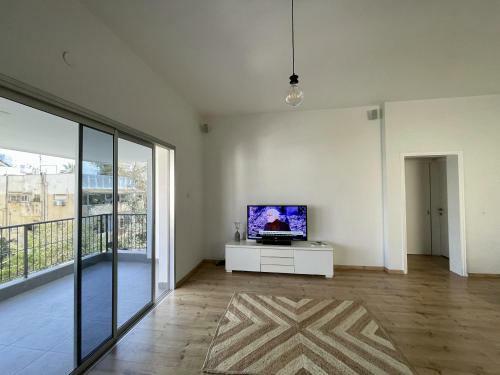 Gordon/lala Land Beach Balcony Apartment