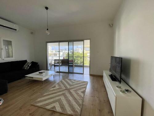 Gordon/lala Land Beach Balcony Apartment