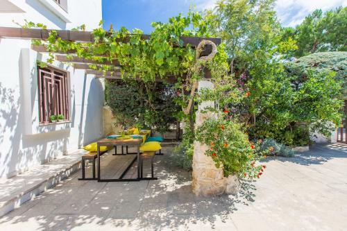Villa Con Grande Giardino