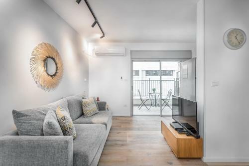 Bograshov Area Boutique Apartment 1bdr And Balcony