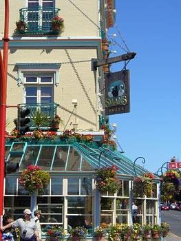 Swans Suite Hotel & Brewpub- 1