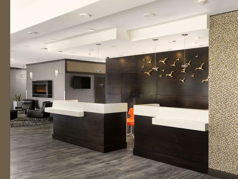 Best Western Plus Carlton Plaza Hotel