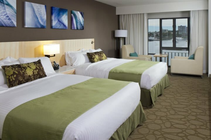 Hotel Delta Victoria Ocean Pointe