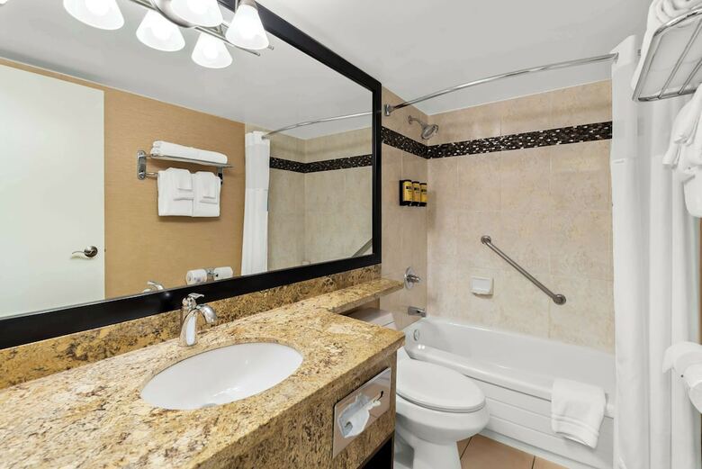 Hotel Best Western Plus Inner Harbour