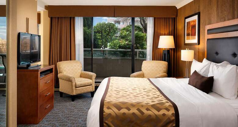 Hotel Best Western Plus Inner Harbour