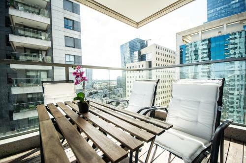 Apartamento Sarona Summit - Luxury & Spacious 3bd With Parking & Balcony